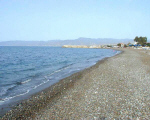 latchi_beach2.JPG (154529 bytes)